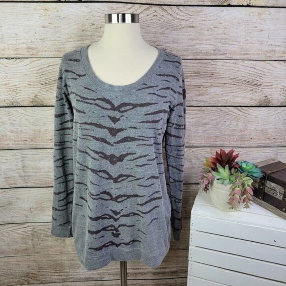 Monrow Tiger Vintage Raglan‎ Sweater Gray Black Medium